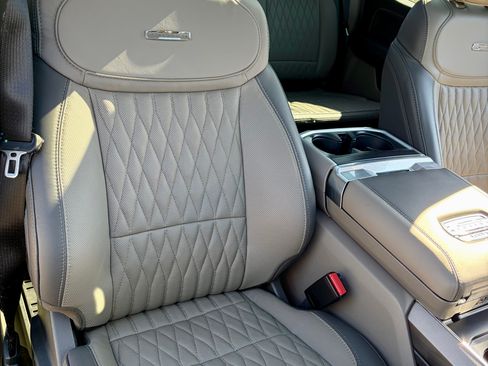 Used 2024 Ford F150 Platinum w/ Equipment Group 703A Plus image 11