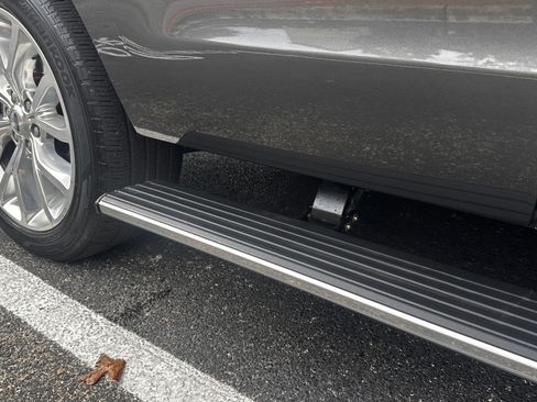 Used 2018 Ford Expedition Limited w/ Equipment Group 302A image 26