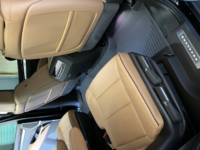 Used 2026 Cadillac Escalade Luxury w/ Touring Package AWD/4WD image 19