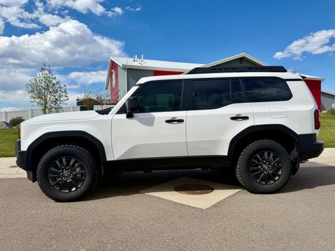 Used 2025 Toyota Land Cruiser 1958 AWD/4WD image 1