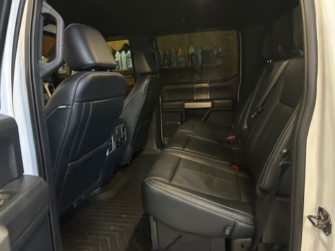 Used 2022 Ford F250 Lariat w/ Lariat Ultimate Package image 11