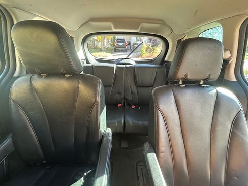 Used 2013 MAZDA MAZDA5 Grand Touring image 10