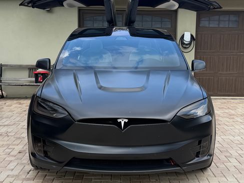 Used 2020 Tesla Model X Performance image 9