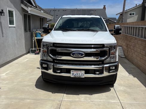 Used 2022 Ford F250 XLT w/ XLT Premium Package AWD/4WD image 5
