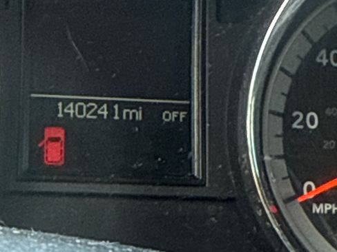 Used 2012 Dodge Durango SXT w/ Skid Plate Group image 2