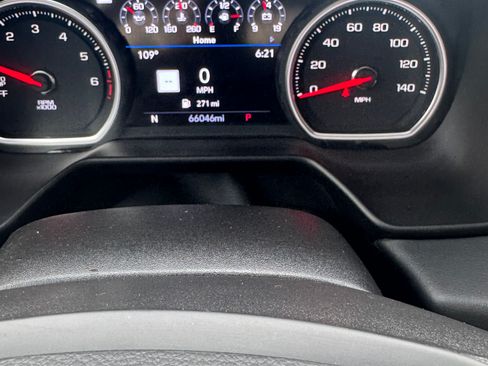 Used 2021 Chevrolet Tahoe High Country w/ Premium Package RWD image 24