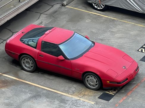 Used 1992 Chevrolet Corvette ZR1 image 17