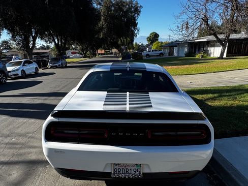 Used 2017 Dodge Challenger R/T Plus image 2