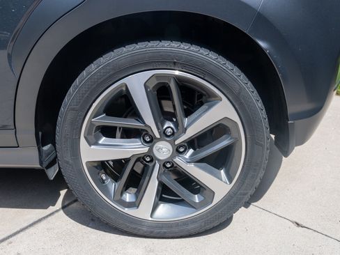 Used 2018 Hyundai Kona Ultimate AWD/4WD image 23