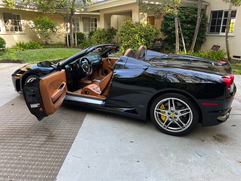 Used 2008 Ferrari F430 Spider image 16