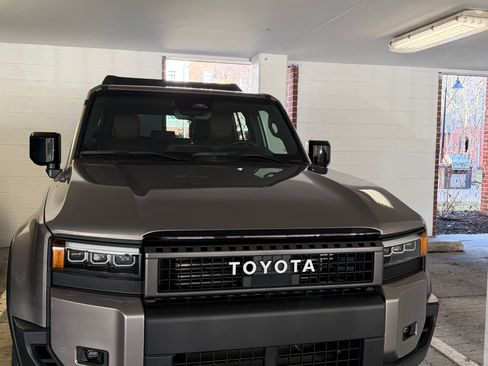 Used 2026 Toyota Land Cruiser image 6