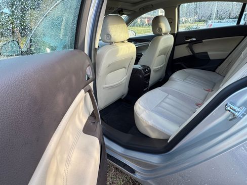 Used 2011 Buick Regal CXL Turbo w/ TO6 Preferred Equipment Group image 13