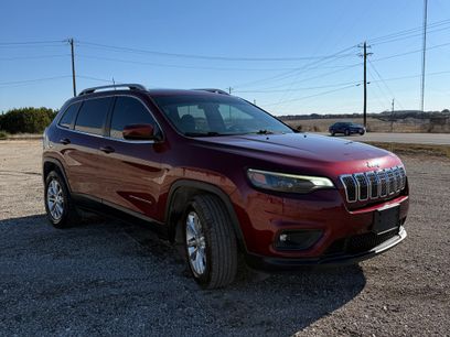 Used 2019 Jeep Cherokee Latitude w/ Popular Appearance Group
