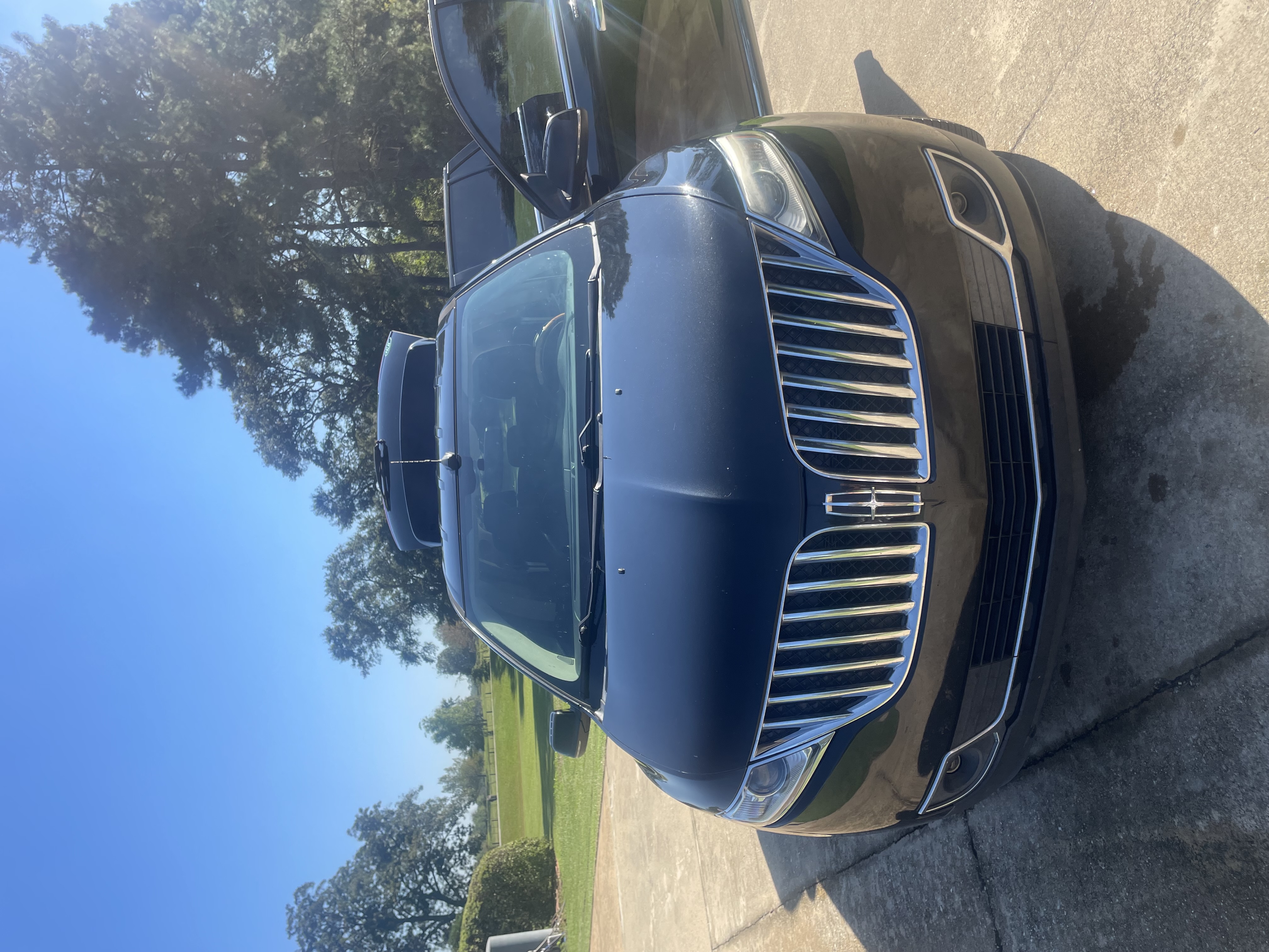 Used 2014 Lincoln MKX FWD w/ Equipment Group 101A image 6