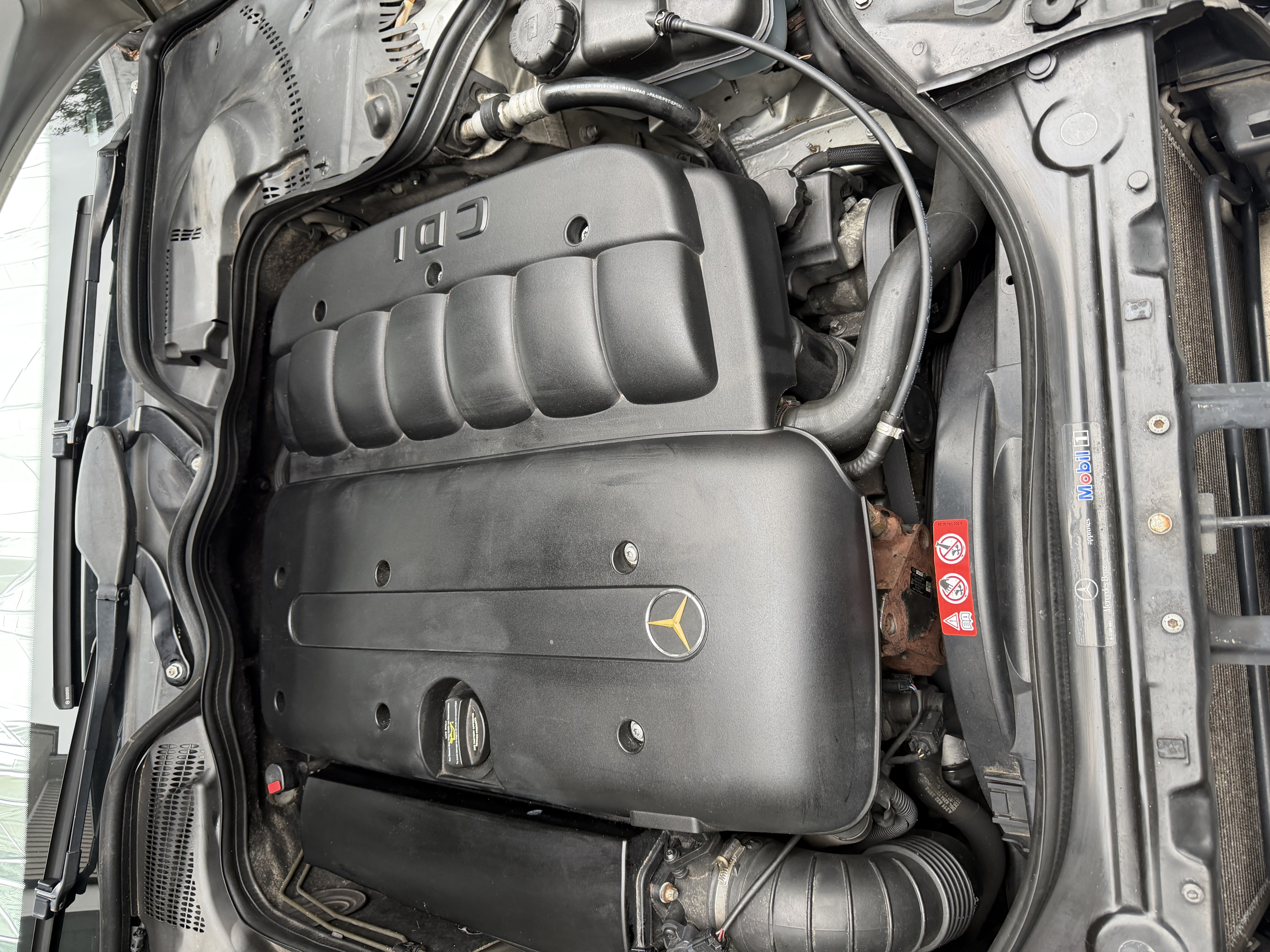 Used 2006 Mercedes-Benz E 320 CDI Sedan image 14