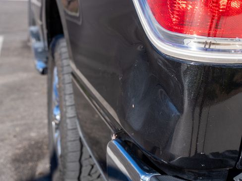 Used 2012 Ford F150 XLT w/ XLT Chrome Pkg image 11