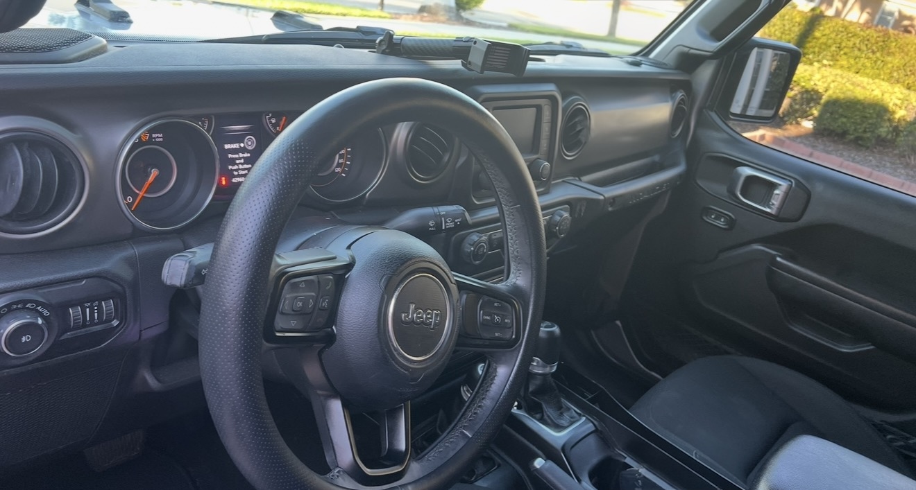 Used 2018 Jeep Wrangler Unlimited Sport S AWD/4WD image 12