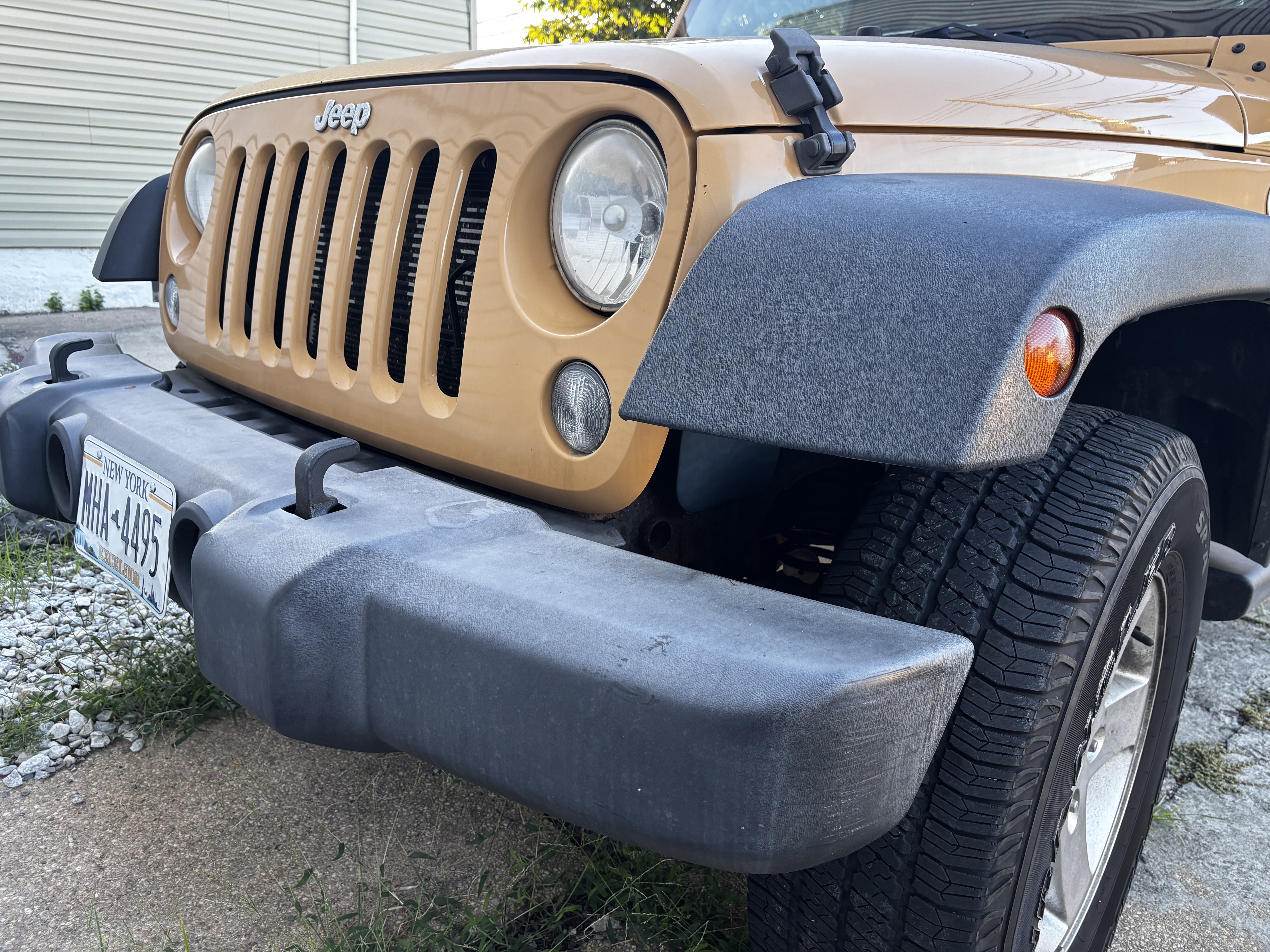 Used 2014 Jeep Wrangler Unlimited Sport w/ Quick Order Package 24S AWD/4WD image 8