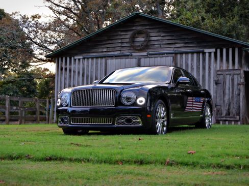 Used 2017 Bentley Mulsanne Sedan 4D image 9