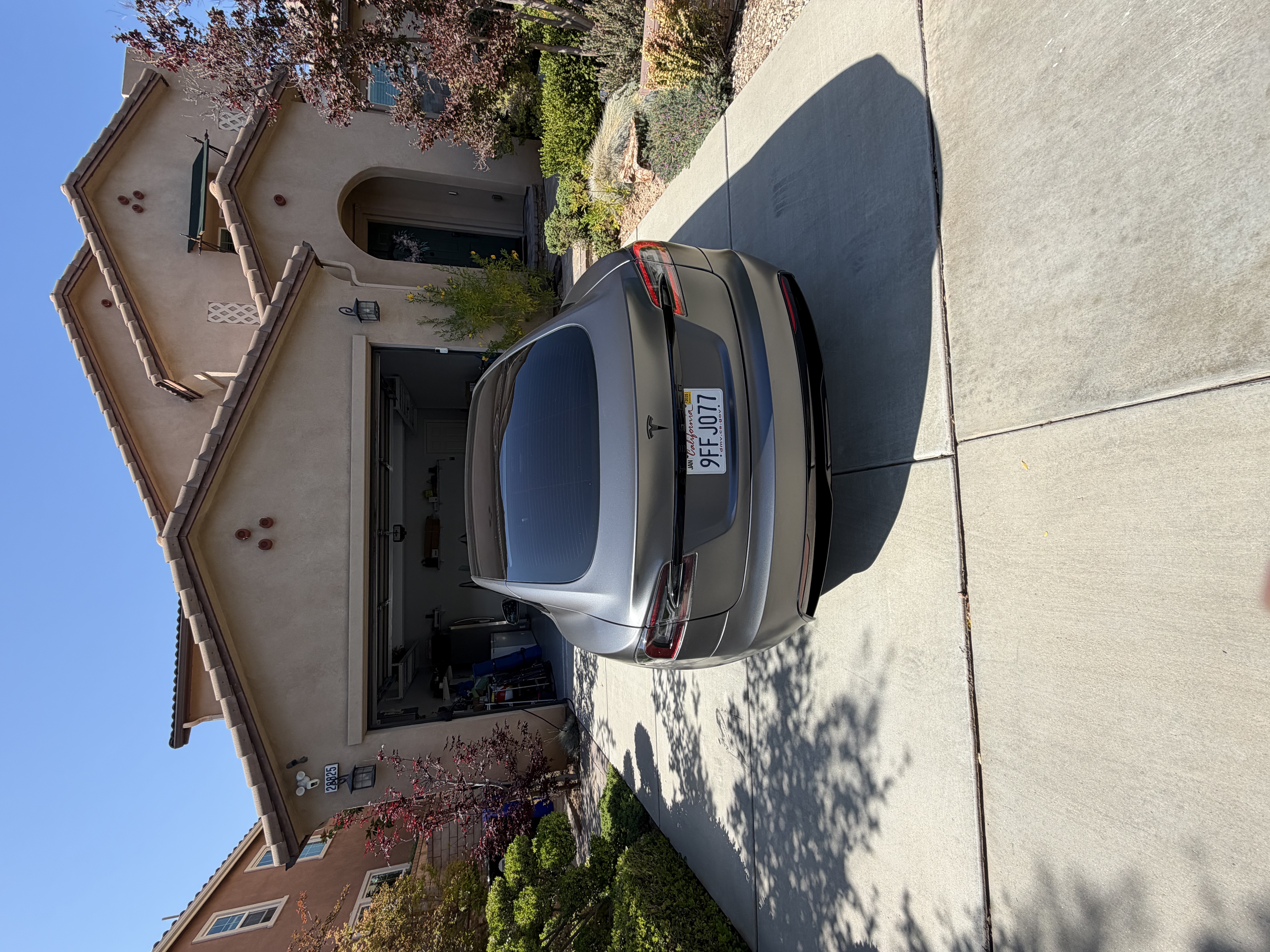Used 2022 Tesla Model S AWD/4WD image 11