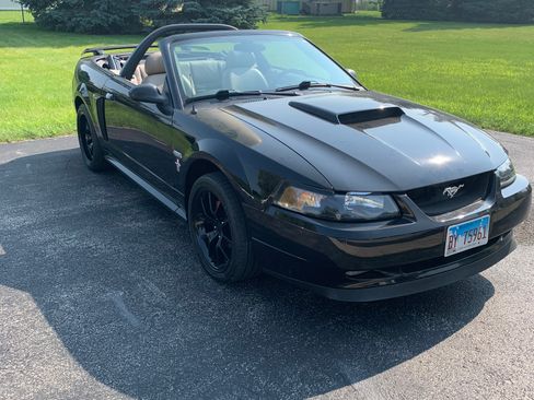 Used 2003 Ford Mustang GT image 2