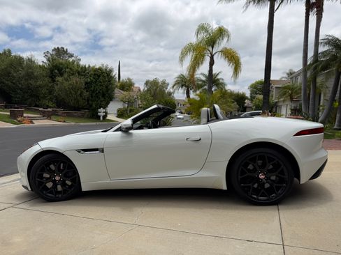 Used 2015 Jaguar F-TYPE S RWD image 11