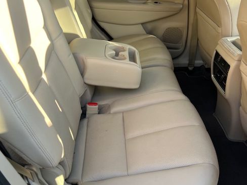 Used 2018 Nissan Murano Platinum w/ Cargo Package image 13