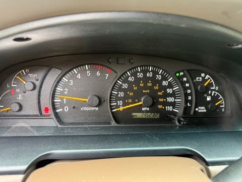 Used 2004 Toyota Tundra SR5 AWD/4WD image 14
