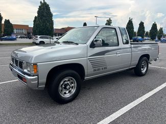 Used 1993 Nissan Pickup SE RWD video 1