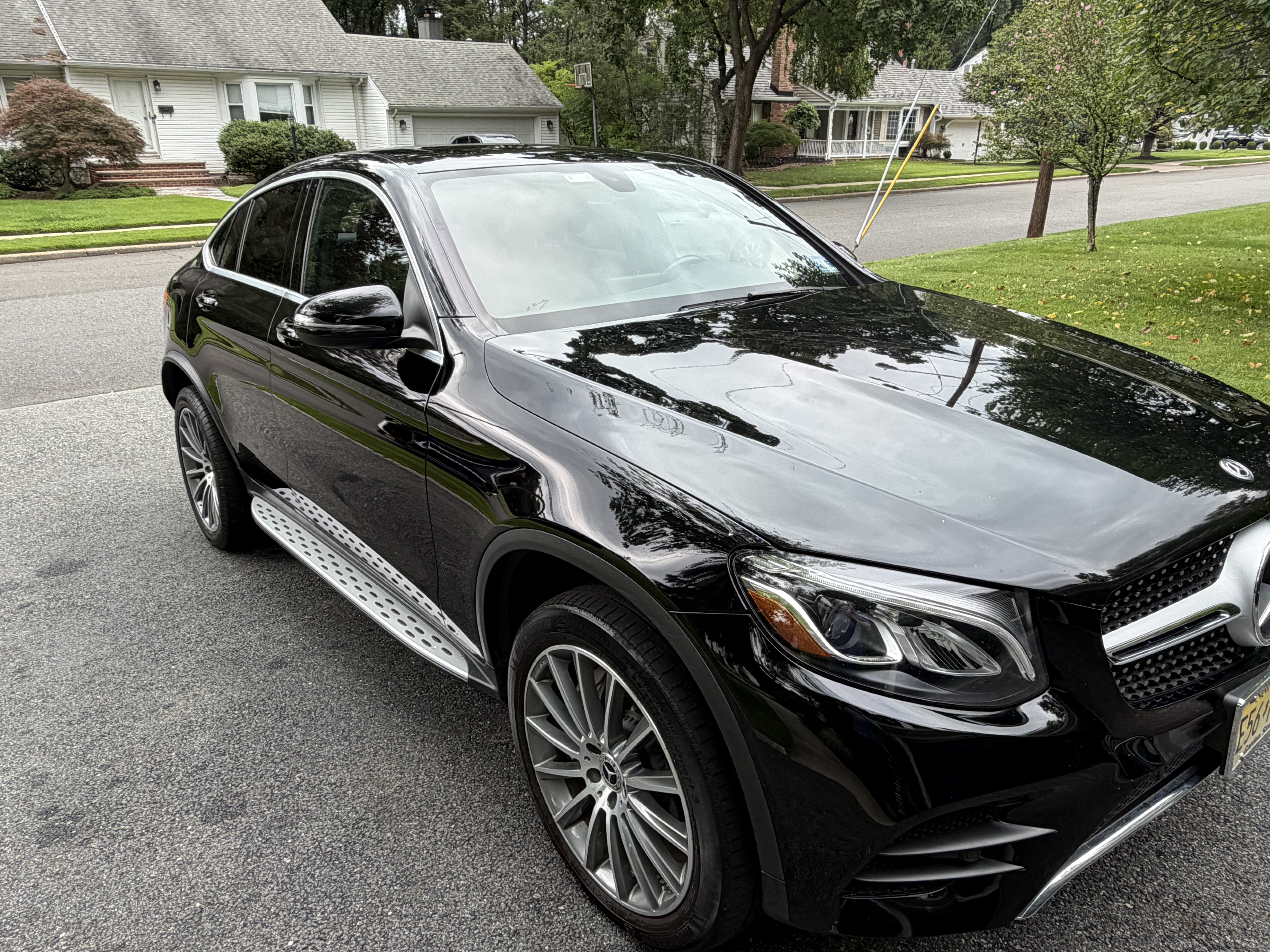 Used 2018 Mercedes-Benz GLC 300 4MATIC Coupe image 6
