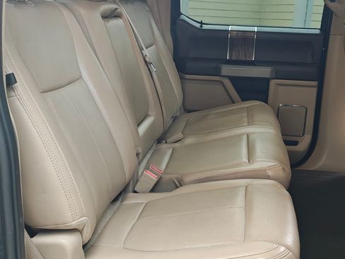 Used 2018 Ford F150 Lariat image 12