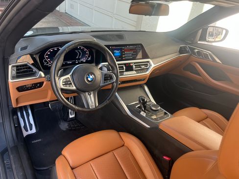 Used 2022 BMW M440i Convertible image 6