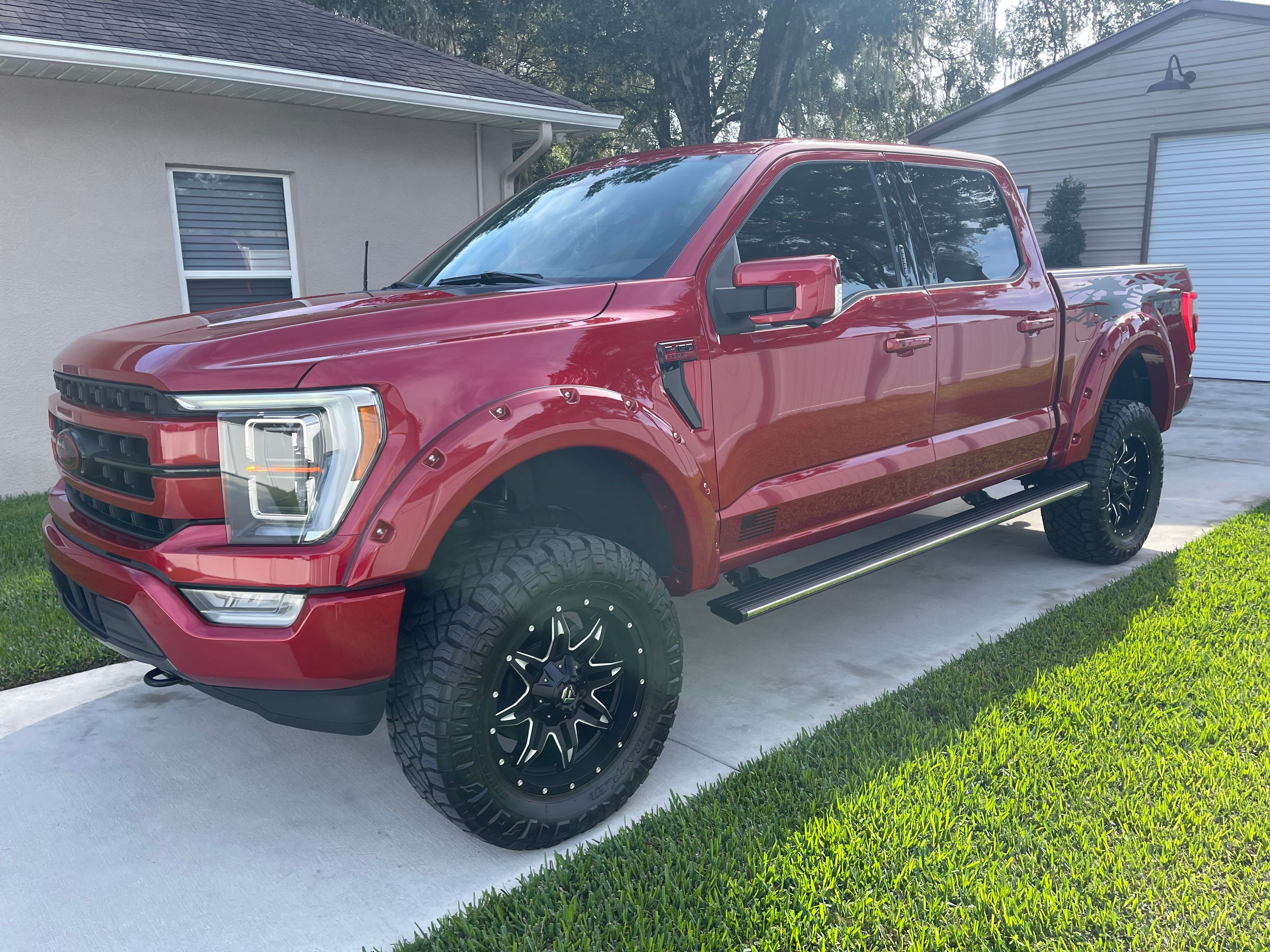 Used 2021 Ford F150 Lariat w/ Equipment Group 502A High AWD/4WD image 5