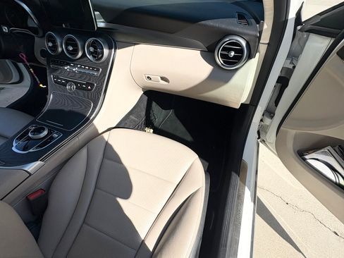 Used 2017 Mercedes-Benz C 300 Sedan image 22