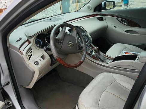 Used 2013 Buick LaCrosse Premium image 14
