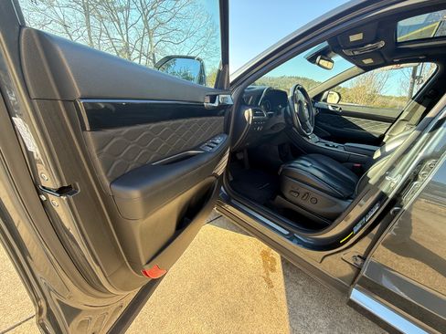 Used 2020 Hyundai Palisade Limited image 16