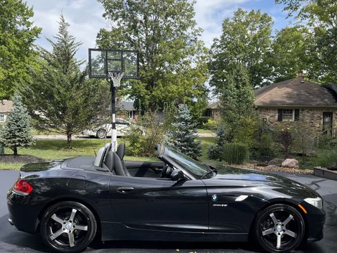 Used 2012 BMW Z4 sDrive35i RWD image 11