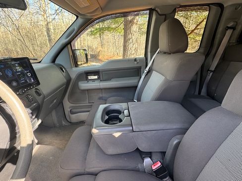 Used 2004 Ford F150 XLT image 17