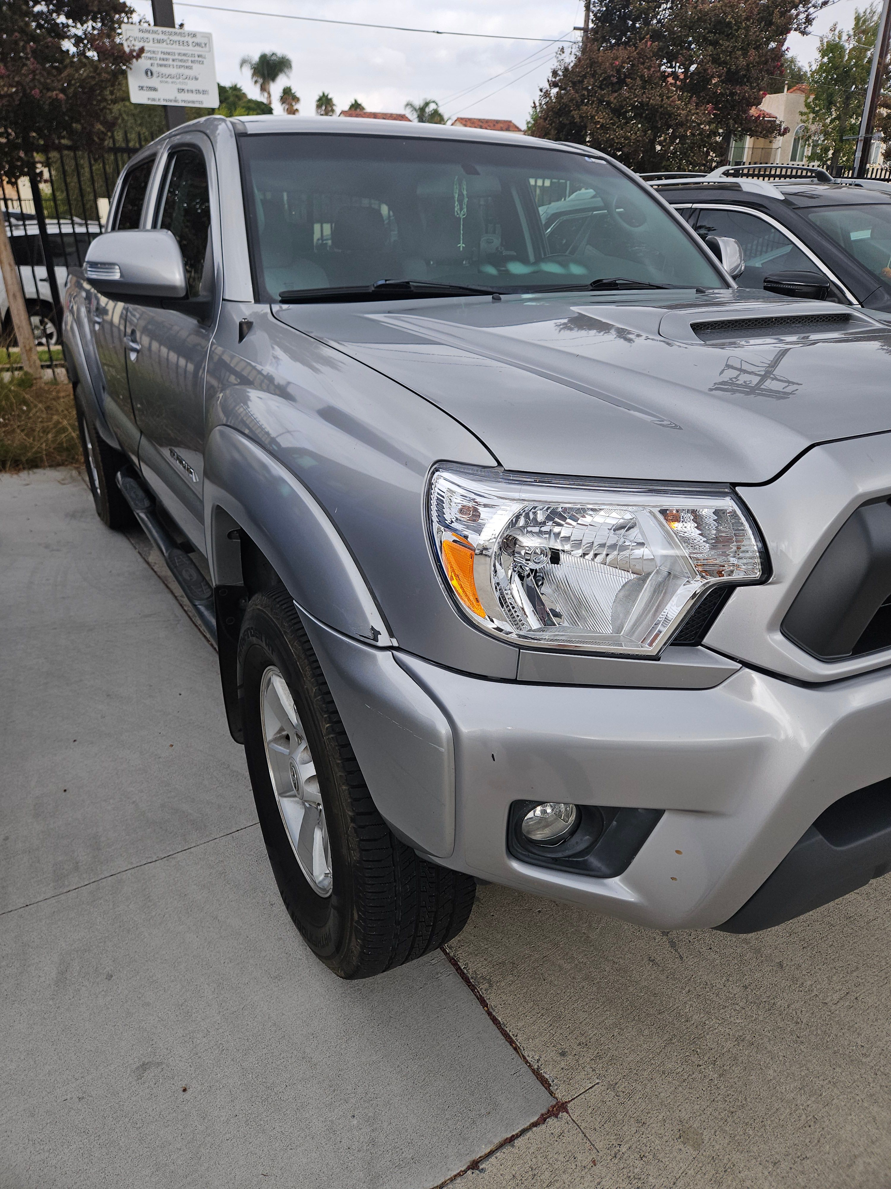 Used 2015 Toyota Tacoma PreRunner w/ TRD Sport Package RWD image 19