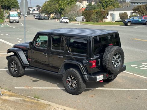 Used 2018 Jeep Wrangler Unlimited Rubicon image 8