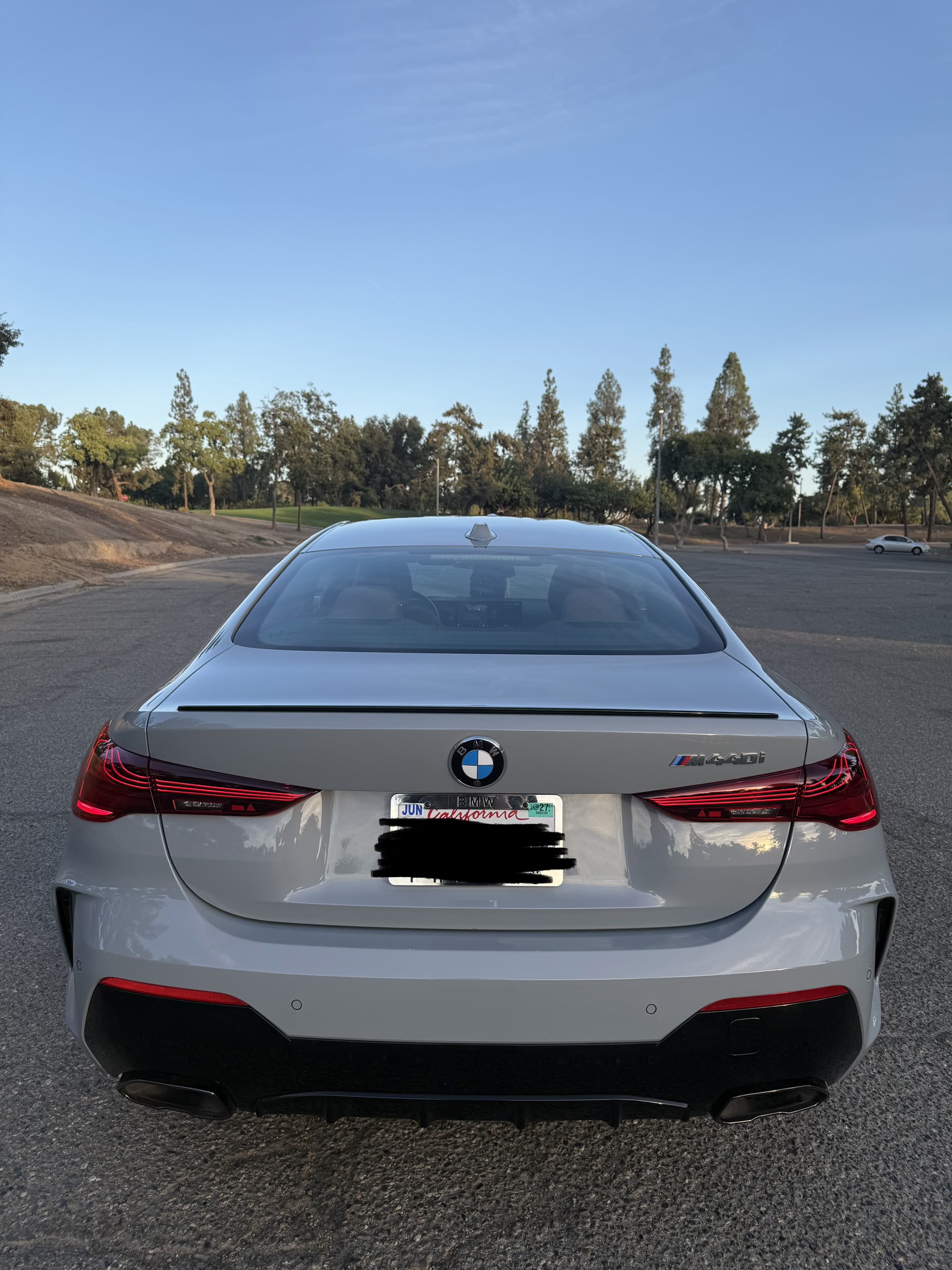 Used 2025 BMW M440i Coupe w/ Premium Package RWD image 16