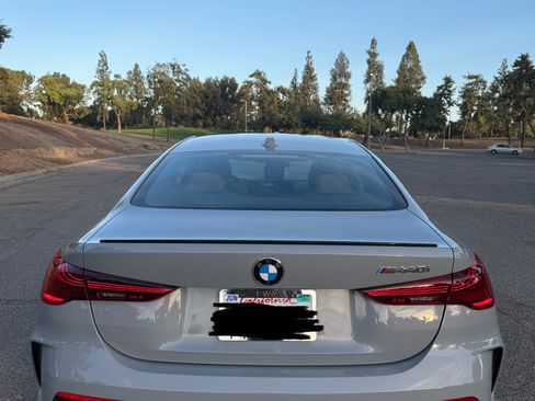 Used 2025 BMW M440i Coupe w/ Premium Package RWD image 16