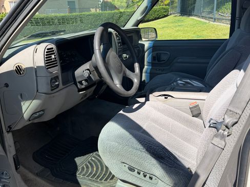 Used 1999 Chevrolet Silverado 3500 2WD Crew Cab w/ Preferred Equipment Group 2 image 5