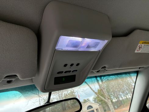 Used 2004 Mercury Marauder image 26