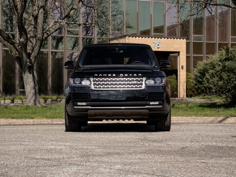 Used 2014 Land Rover Range Rover Supercharged image 12