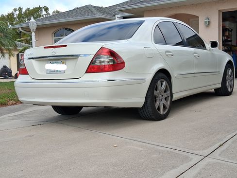 Used 2008 Mercedes-Benz E 350 Sedan image 2