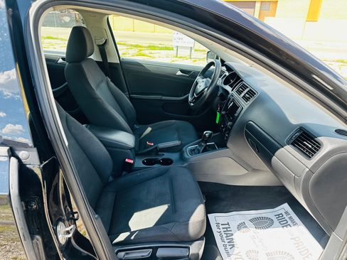 Used 2016 Volkswagen Jetta S FWD image 9