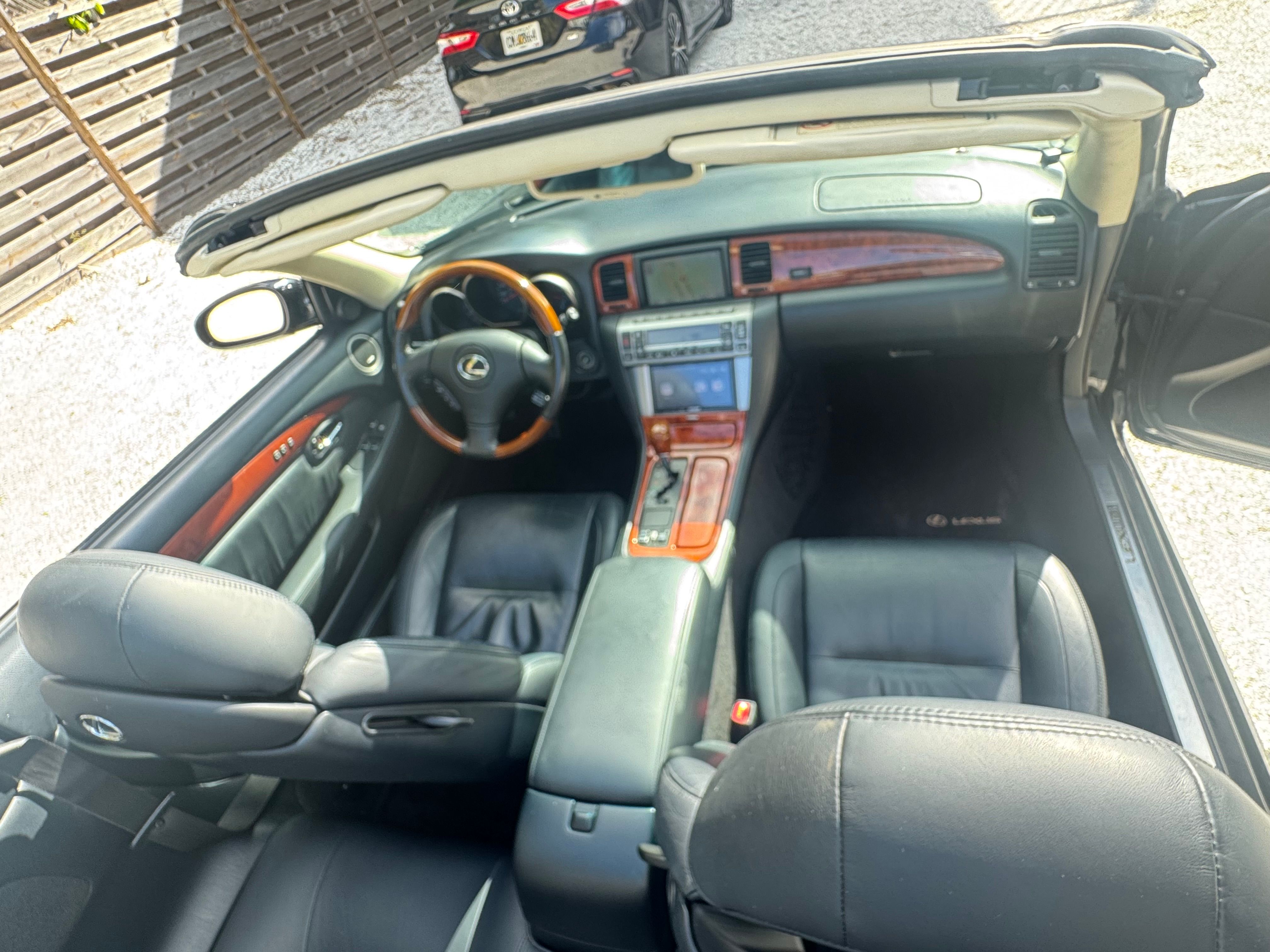 Used 2003 Lexus SC 430 Convertible RWD image 12