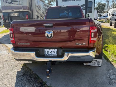Used 2022 RAM 3500 Laramie w/ Max Tow Package AWD/4WD image 5