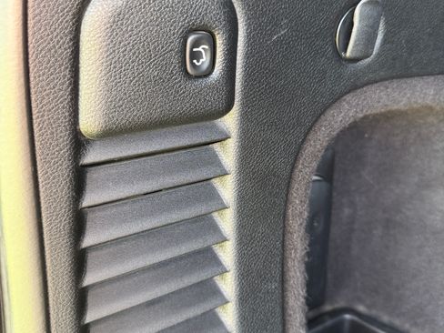 Used 2014 Jeep Grand Cherokee Limited w/ Luxury Group II image 20